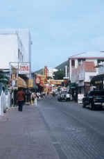 stmaarten4a.jpg (67179 bytes)